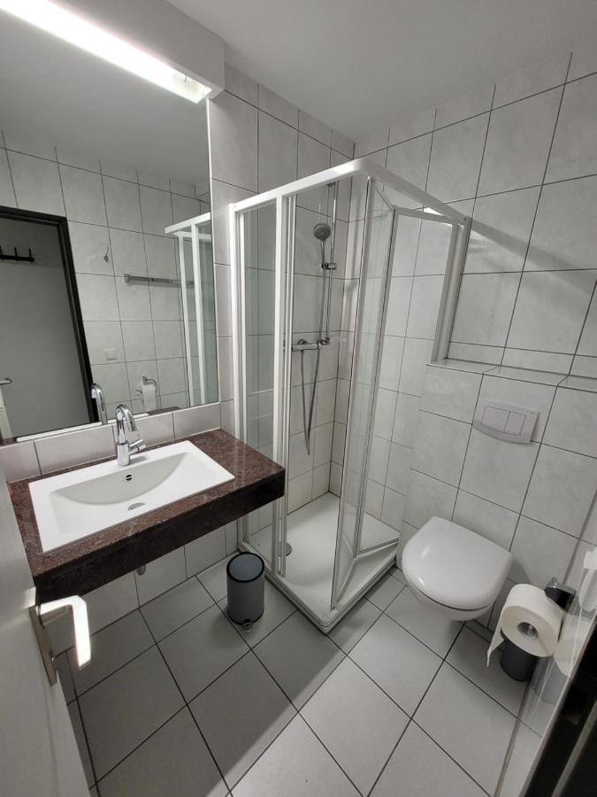 Guesthouse Wi Rooms Julich Exterior photo
